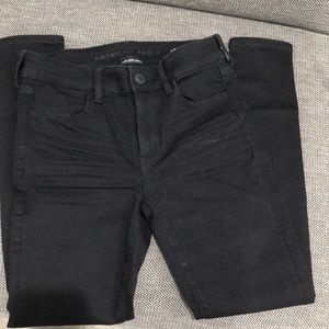 American eagle next level stretch size 4 short in black. no flaws, worn once.